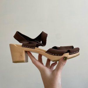Brown Scandic Clogs